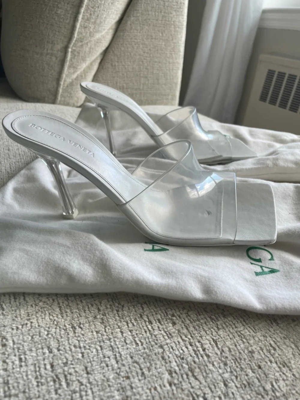 Bottega Veneta Clear Stretch Sandal - Picture 2 of 8